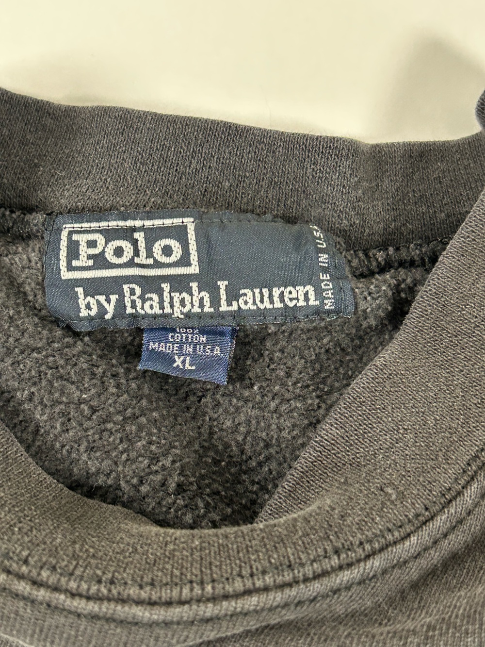 Polo by Ralph Lauren Black Sweatshirt with red Logo Tag - Picture 5 of 8